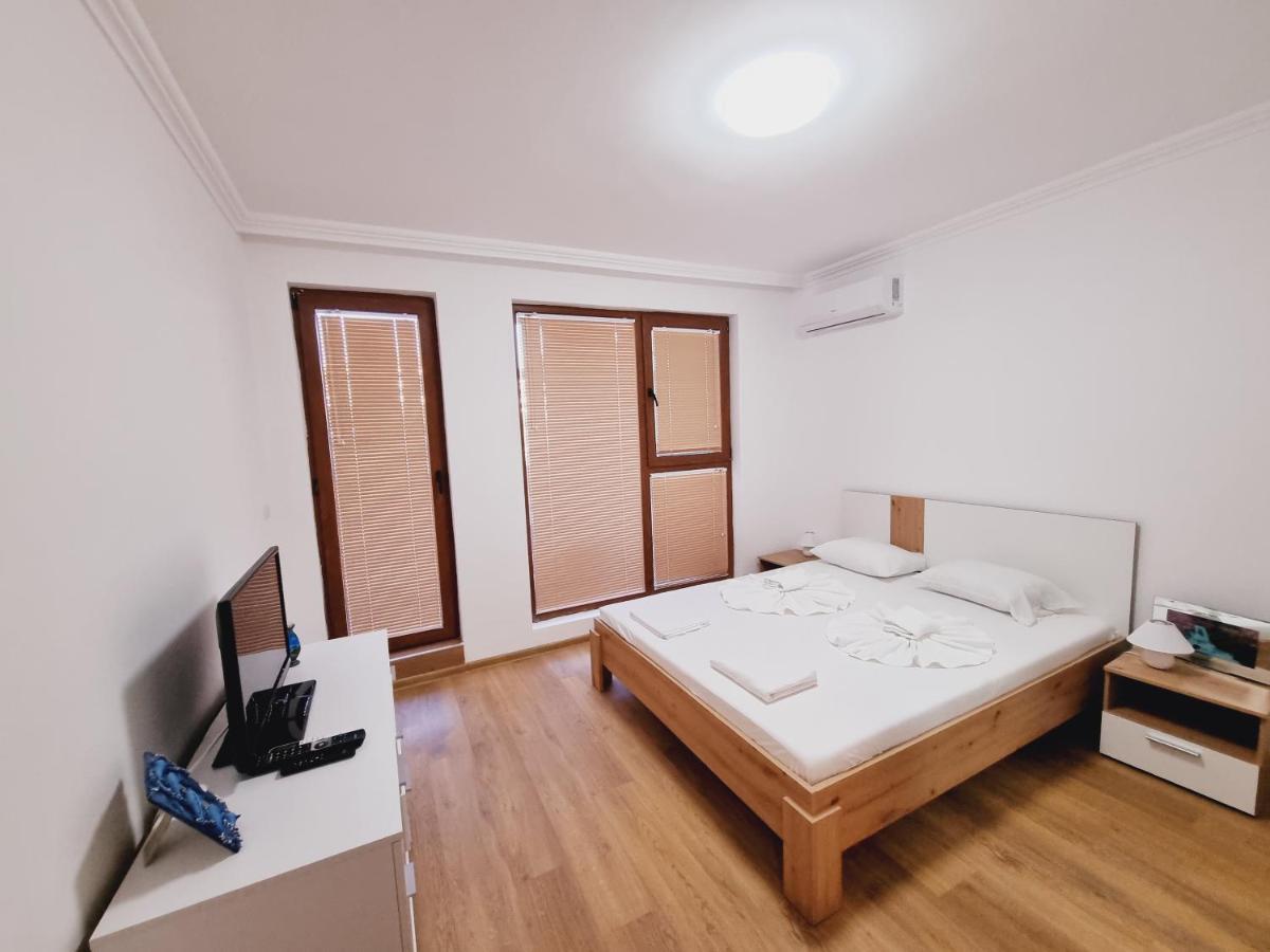 Fenix Apart Complex Sveti Vlas Exterior foto